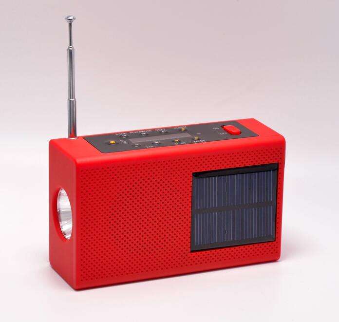 IR-019 Solar Radio - 2000mAh Emergency Dynamo Radio for Adventures